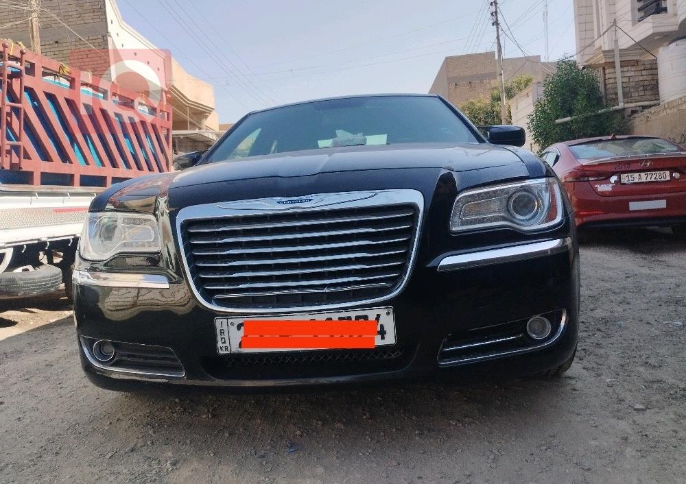 كرايسلر 300